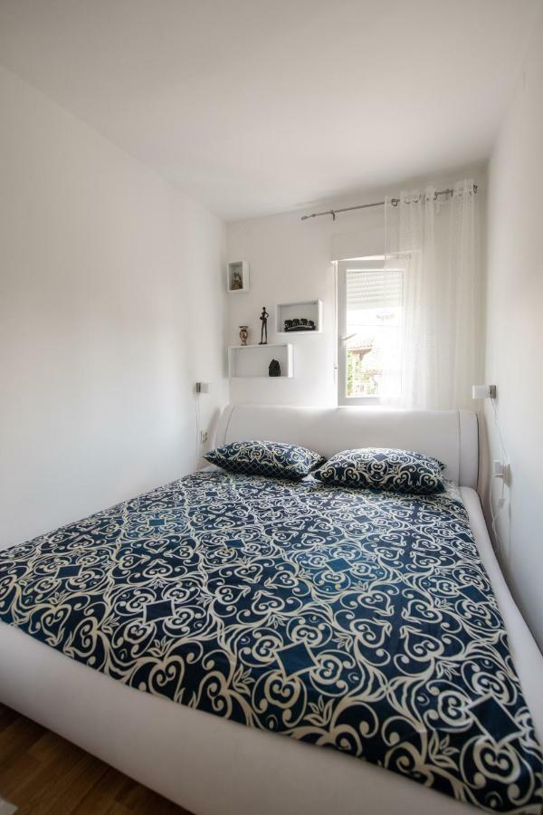 אופטיה Apartment Emili מראה חיצוני תמונה