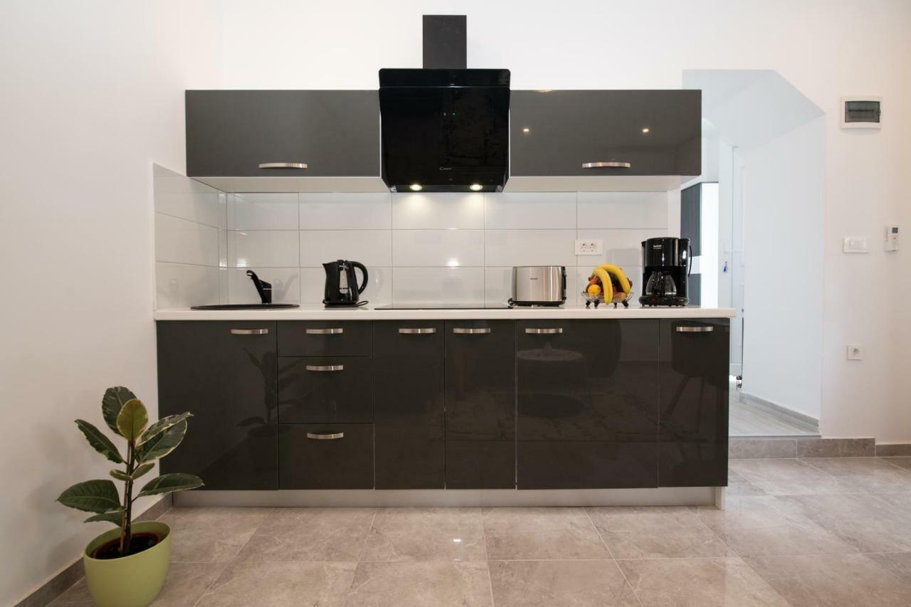 אופטיה Apartment Emili מראה חיצוני תמונה