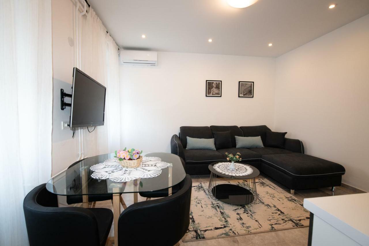 אופטיה Apartment Emili מראה חיצוני תמונה